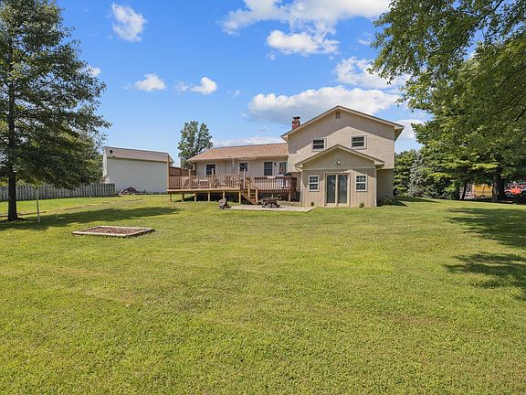 4th image of 8621 Meadowton Ct
