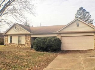 3925 Lucerne Dr, Memphis, TN 38115