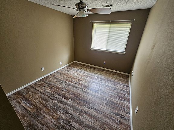 5th image of 1625 Valencia Dr