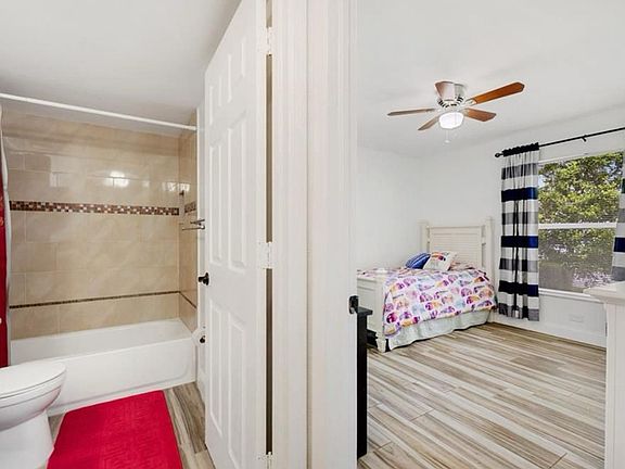 4th image of 613 Squire Cir APT 104
