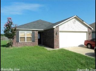 1101 Yarrow Dr, North Little Rock, AR 72117