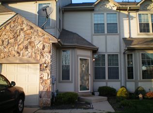27 Shelburne St, Burlington, NJ 08016