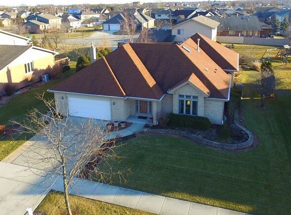 1st image of 19332 Westfield Ave
