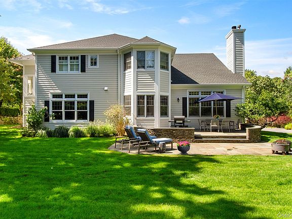 2nd image of 4 Johnson Place