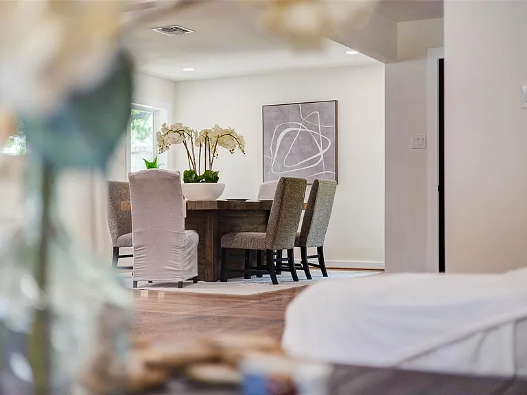 2731 Manila Ln — Photo 37