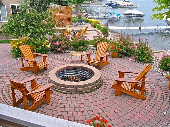 3rd image of 6538 Killarney Park Dr