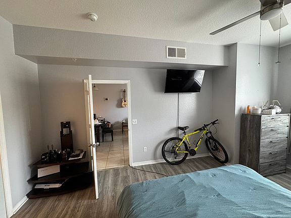 4th image of 4000 San Gallo Dr APT 105