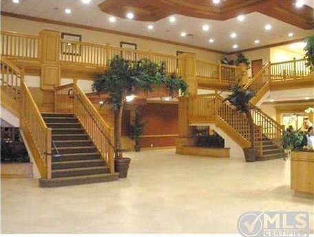 5th image of 320 Camden N #320
