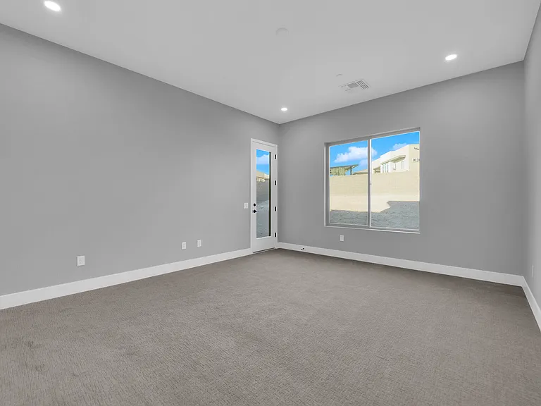 10648 Stone Ledge Ave — Photo 30