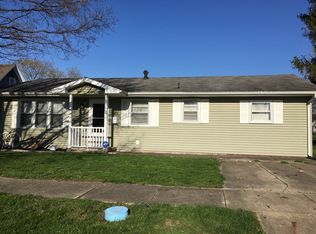 215 S Illinois St, Chrisman, IL 61924