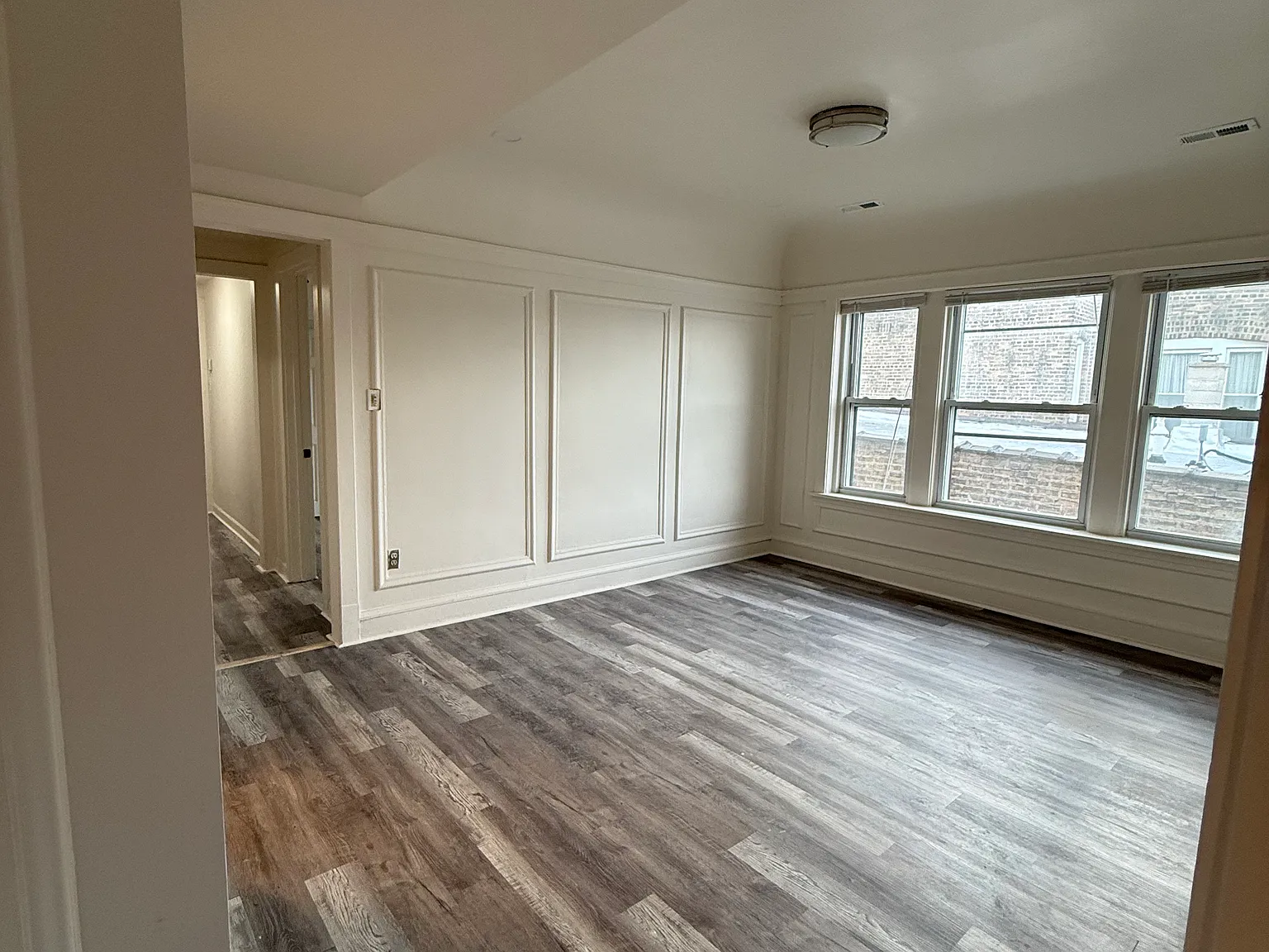 2 bed, 1450 sqft, $2,300 — Photo 3