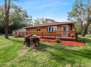 512 Spring Rd, Ingleside, IL 60041