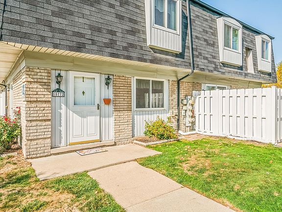 2nd image of 15772 Dupage Blvd #47