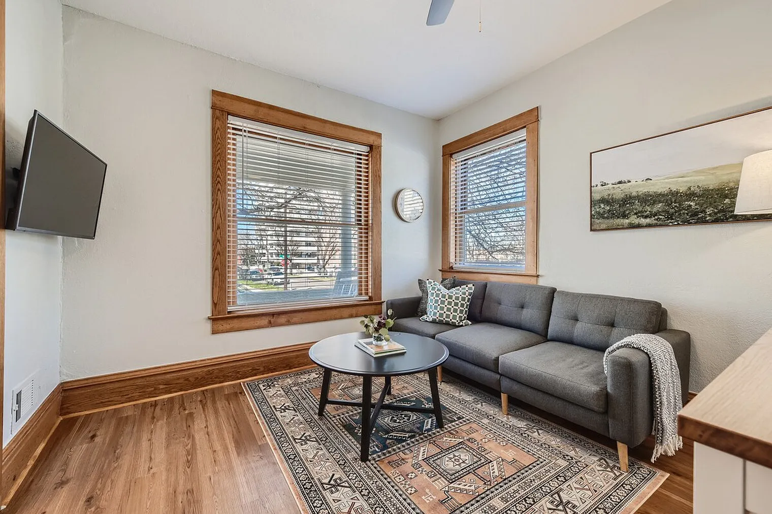 1 bed, 1.0 bath, 785 sqft, $2,990 — Photo 1