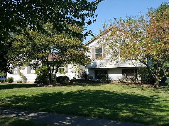 2nd image of 222 Tanglewood Dr
