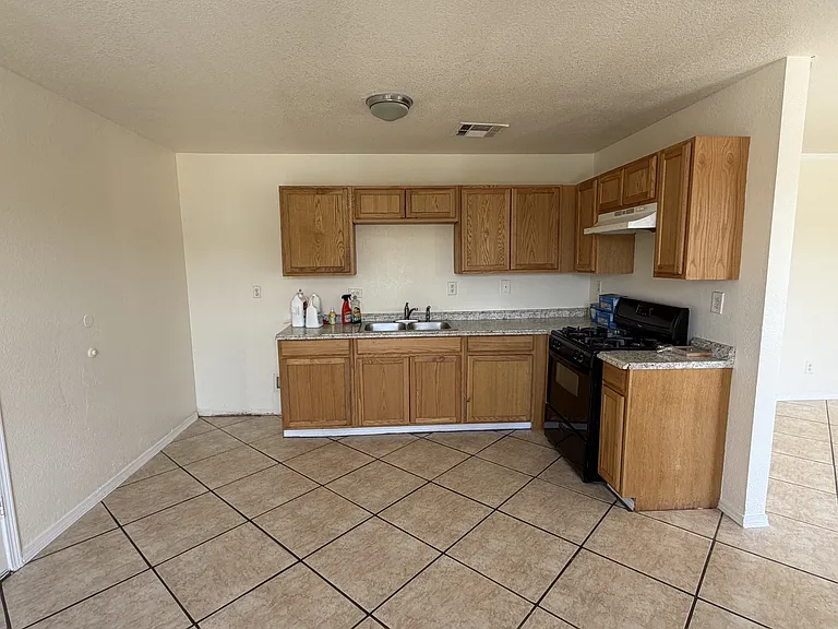 12135 Tower View Dr — Photo 5