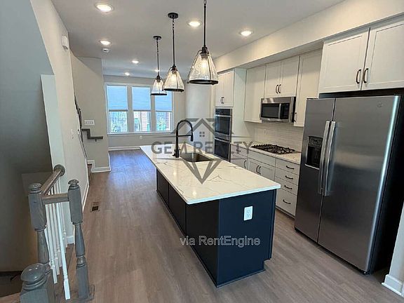 5th image of 7231 Mountaineer Dr