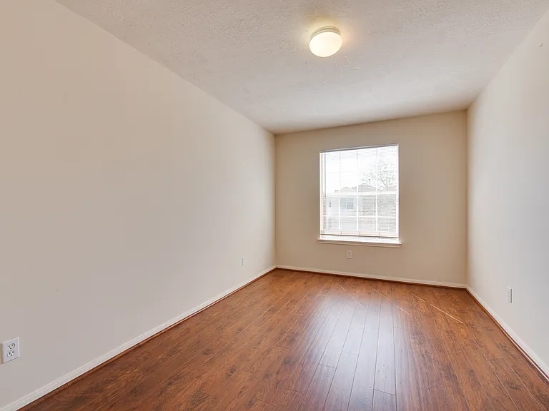 14034 Maximos Dr — Photo 13