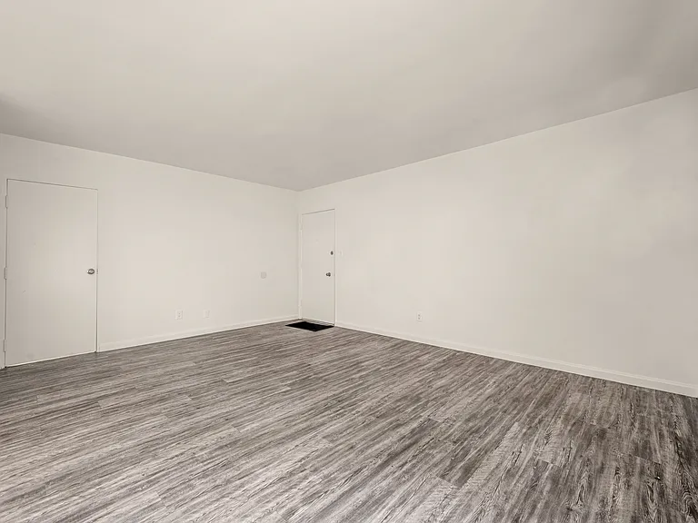 7518 LEXINGTON — Photo 35