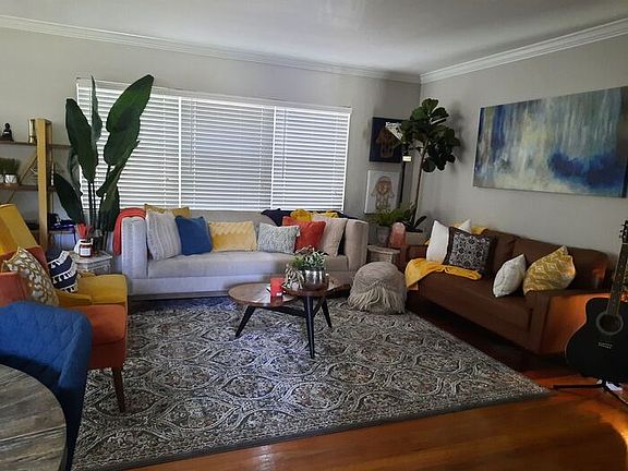 4th image of 542 N Hampton Ave