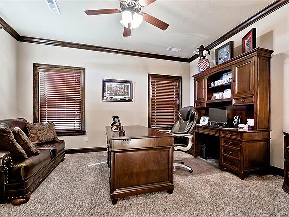5th image of 6101 Sommerset Ct