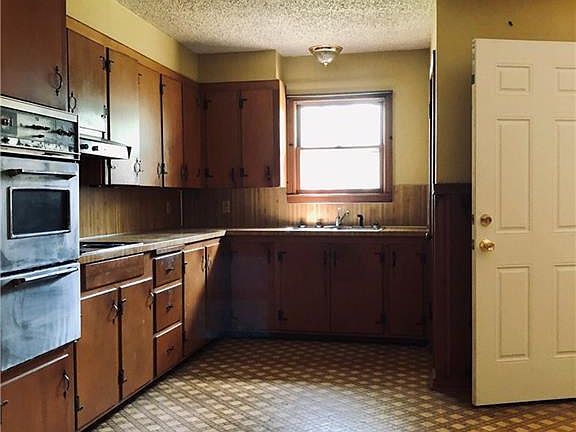 4th image of 641 Glenhaven Dr