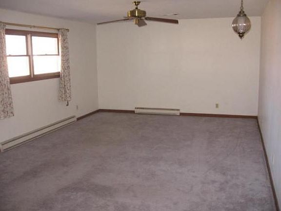4th image of 504 Mimosa Dr