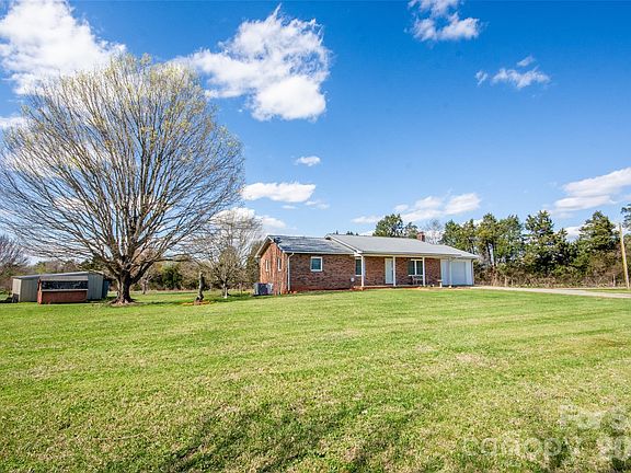 5th image of 2890 Hobson Rd