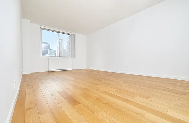 Rented by PocketBroker Inc | media 10