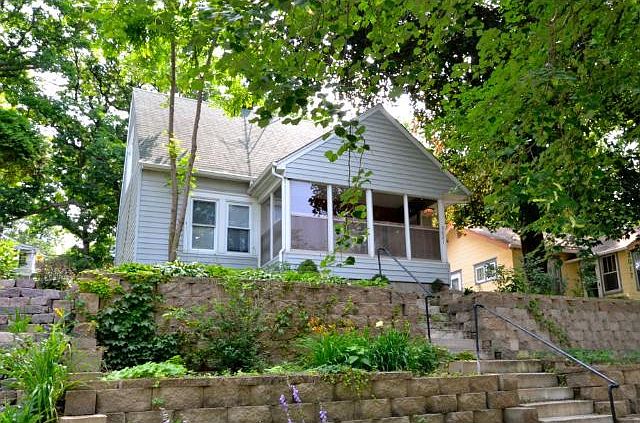 1st image of 3021 Polk St NE