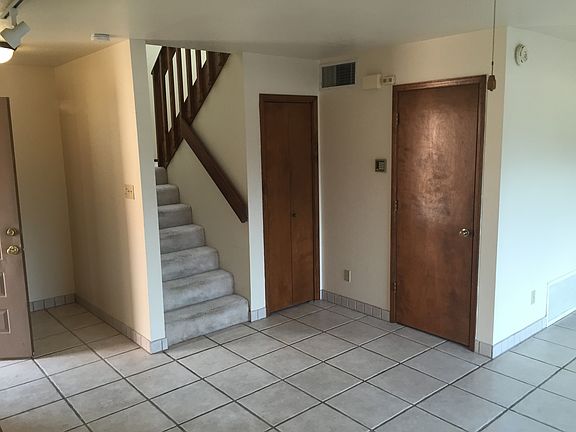 5th image of 9205 Osuna Pl NE