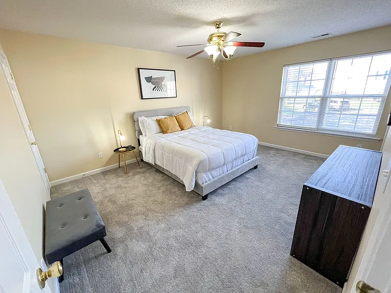 Kaycee Ct — Photo 4