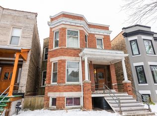 2113 W Pensacola Ave, Chicago, IL 60618