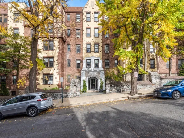 61 West Grand Street #2G, Mount Vernon, NY 10552