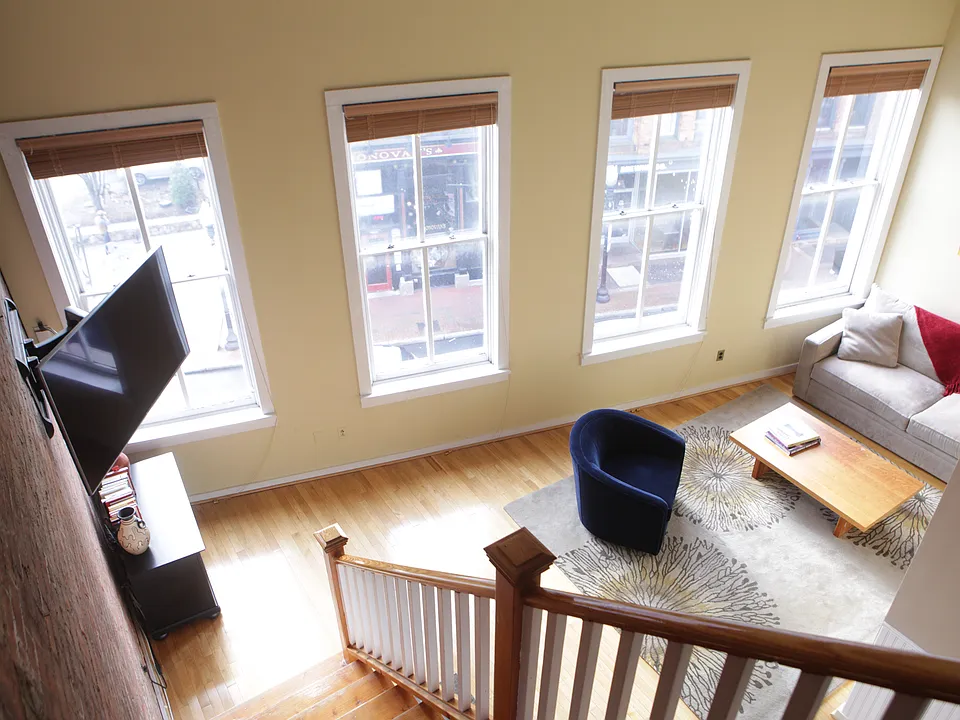 137 Washington St #1A-3