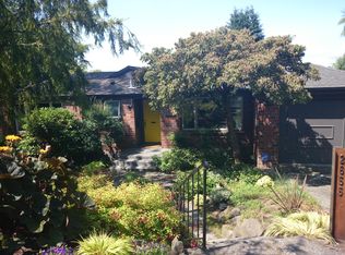 2655 11th Ave W, Seattle, WA 98119