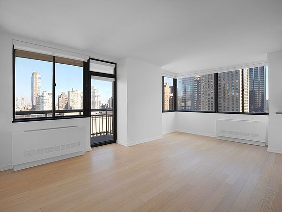 5th image of 124 W 60th St APT 16M