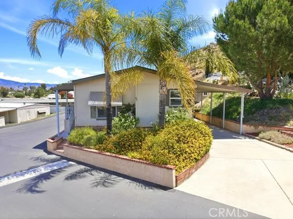 1536 S State St Space 99, Hemet, CA 92543