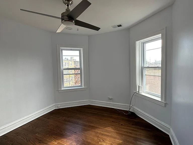 5739 N Francisco Ave #3 — Photo 14