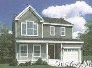 540 Donegan Ave, East Patchogue, NY 11772