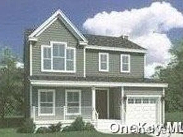 540 Donegan Avenue, East Patchogue, NY 11772