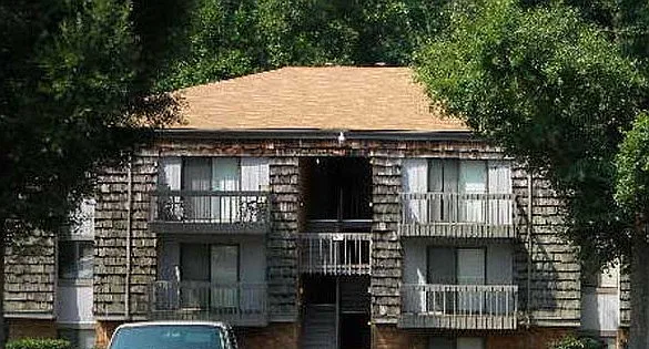 Hunters Run Apartments — Photo 2