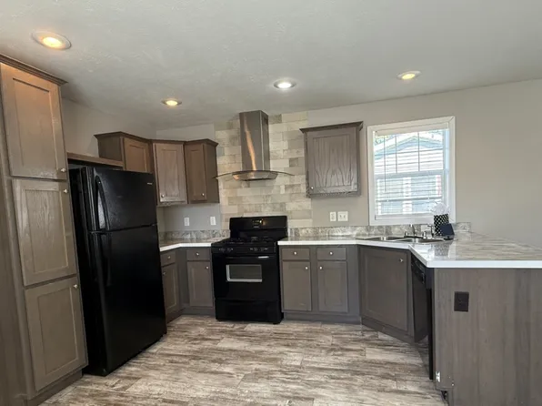 Springrove, 10771 Dixie Hwy, Davisburg, MI 48350
