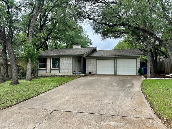 2715 Alderwood Dr