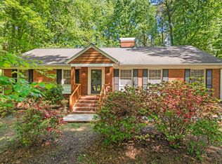 2122 Mont Haven Dr, Durham, NC 27712