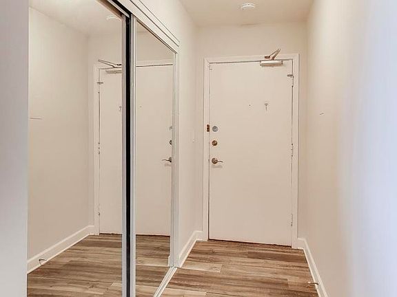 4th image of 6325 N Sheridan Rd APT 2101