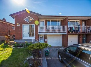 154 Bestview Dr #C15, Toronto, ON M2M 2Y3