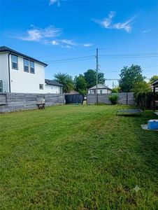 2222 Pressburg St, New Orleans, LA, 70122