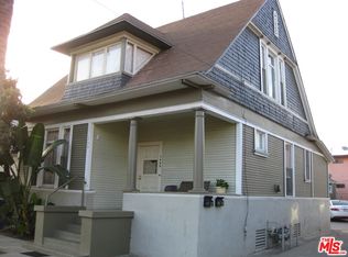 1499 W 27th St, Los Angeles, CA 90007