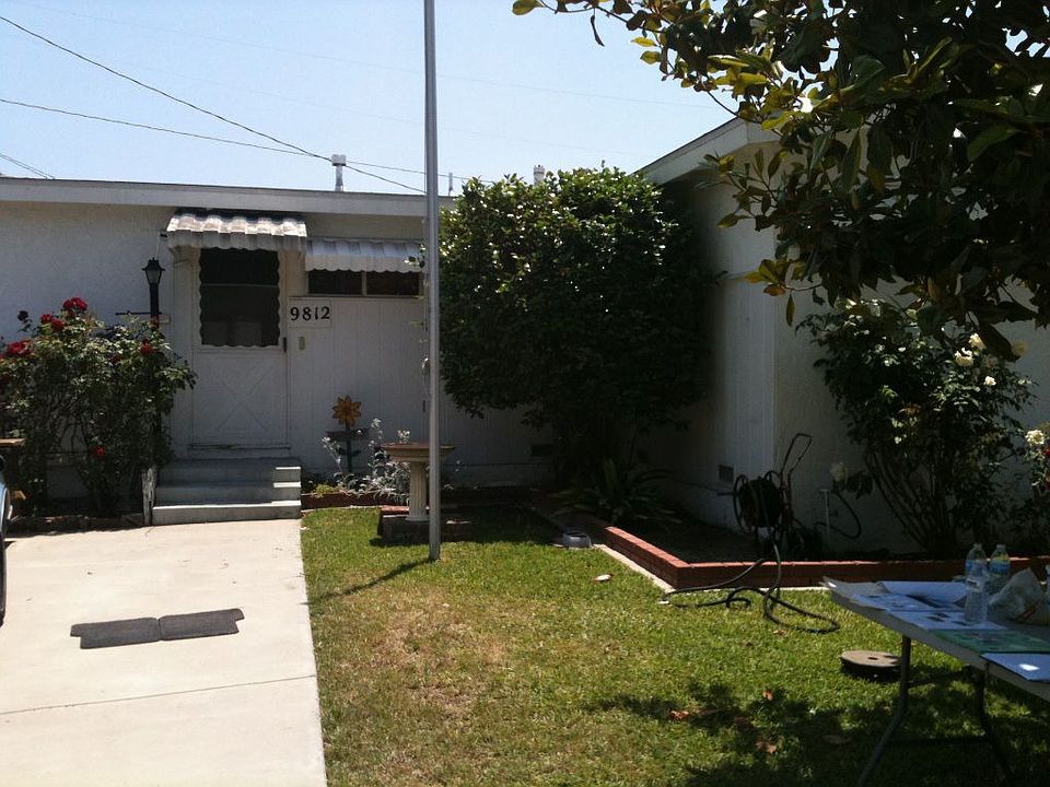 2nd image of 9812 Rufus Ave